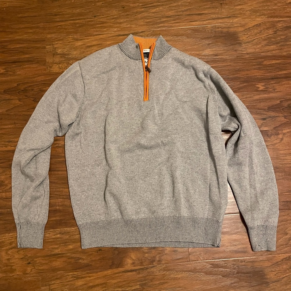Men’s Gray Pullover Sweater. Size L but fits more like a S/M.